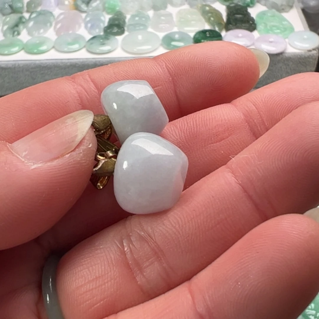 【闪购商品】翡翠颈饰未镶嵌一个