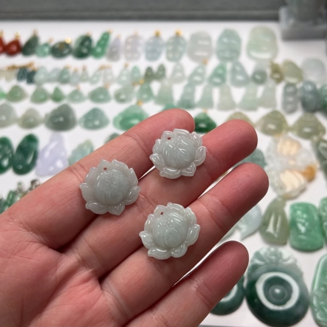 【闪购商品】翡翠颈饰未镶嵌19.9一个