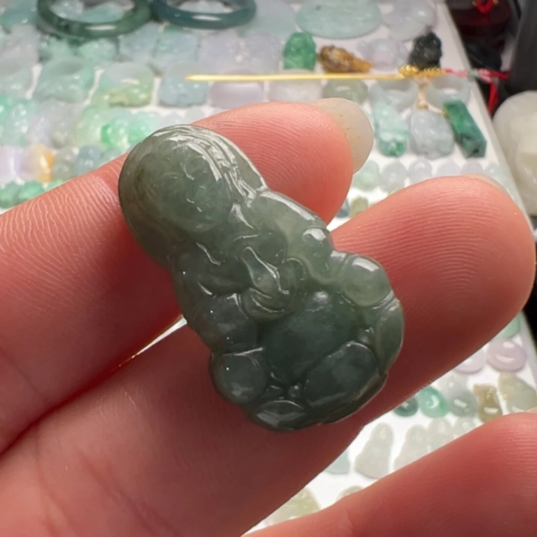 【闪购商品】翡翠颈饰未镶嵌小**尼