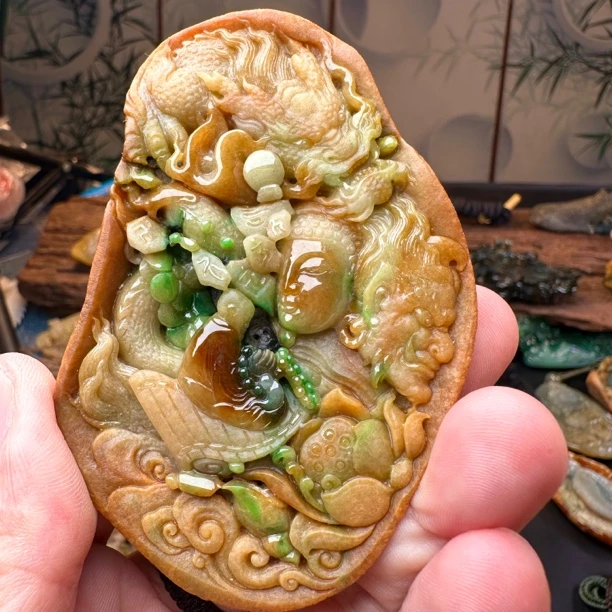 一念之间特色翡翠手把