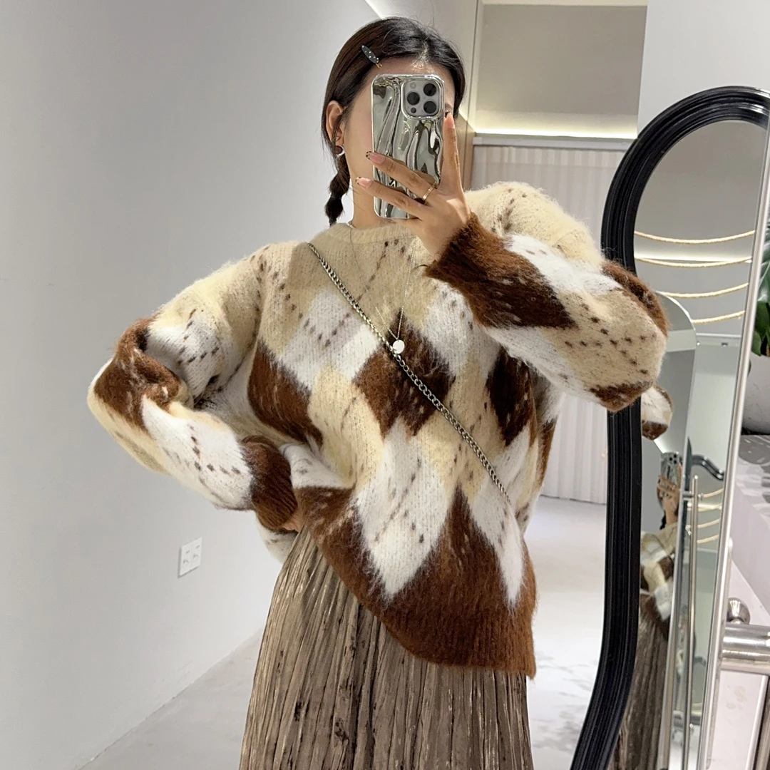 大禾【复古菱格】美拉德气质软糯毛衣女冬季圆领休闲宽松外穿针织衫