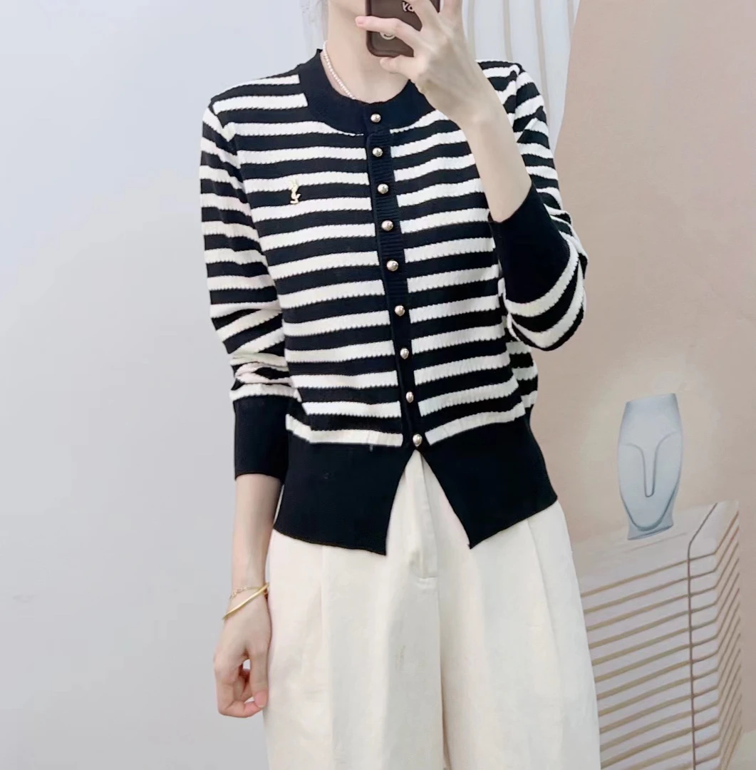 212休闲经典条纹开扣针织衫30212/C1