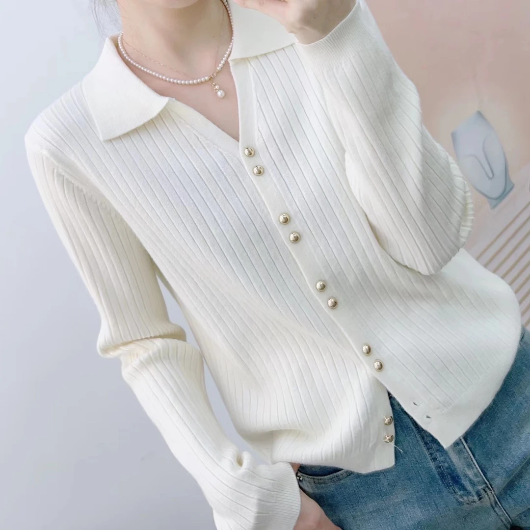826气质翻领显瘦套头开扣针织衫8826/C1