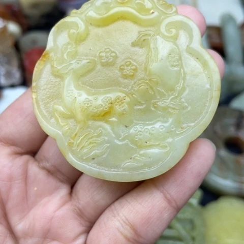 岫岩老玉（透闪石质玉）颈饰未镶嵌142