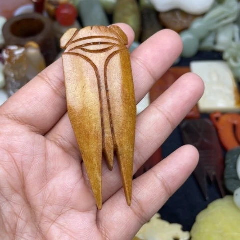 岫岩老玉（透闪石质玉）颈饰未镶嵌18