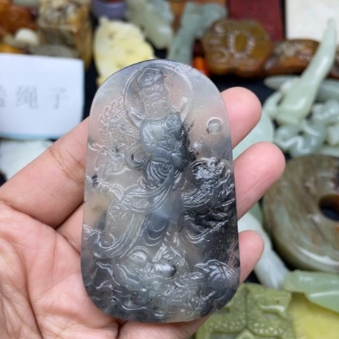 岫岩老玉（透闪石质玉）颈饰未镶嵌77