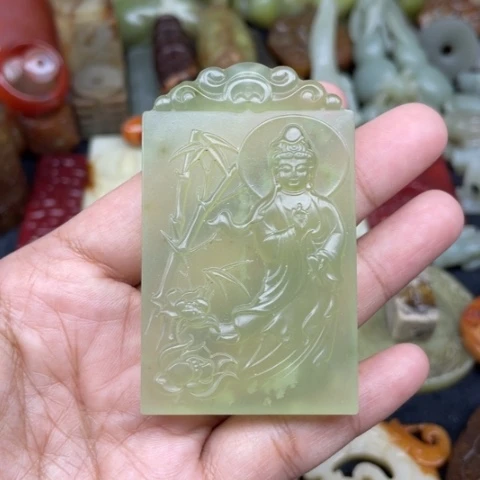 岫岩老玉（透闪石质玉）颈饰未镶嵌37