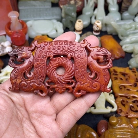 岫岩老玉（透闪石质玉）颈饰未镶嵌31