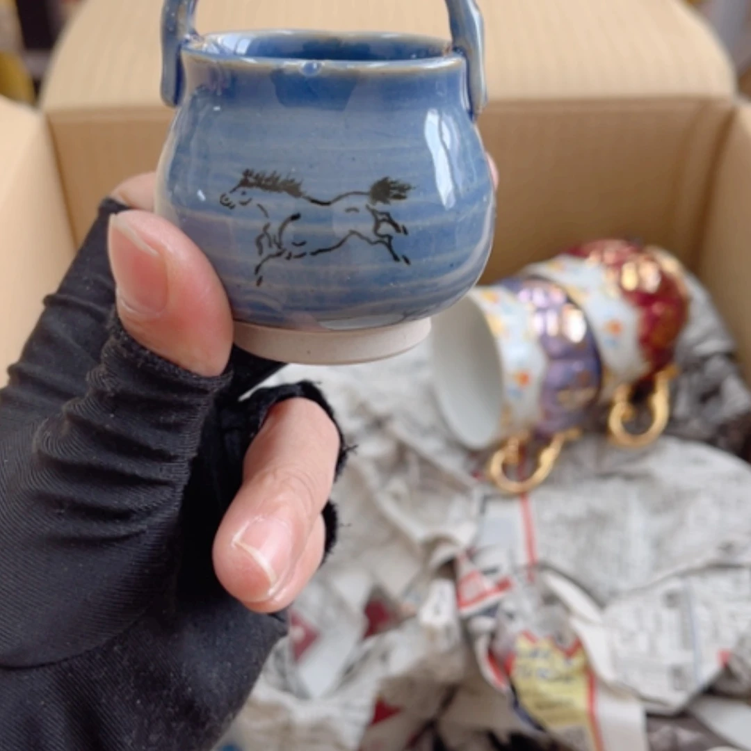 【闪购商品】玻璃茶盏一**猪