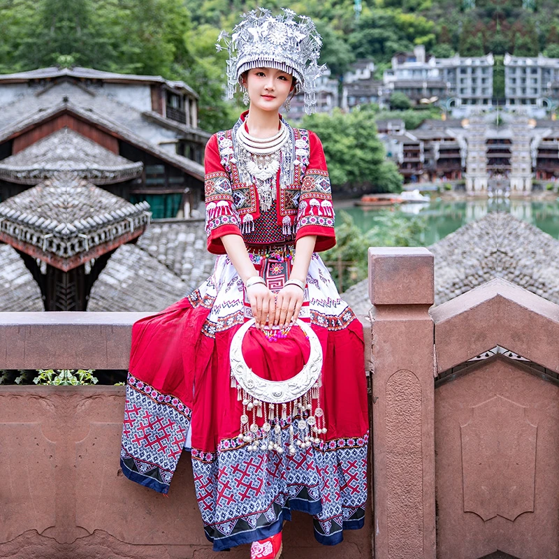 苗族民族服装正宗民族服饰贵州云南云山苗族服饰女装少数民族服饰