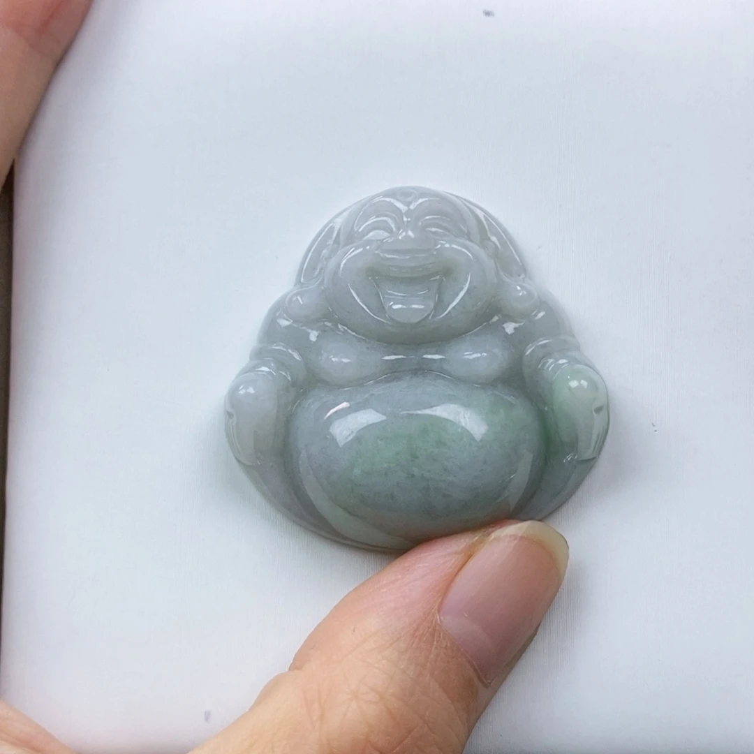 翡翠颈饰未镶嵌时*佛公