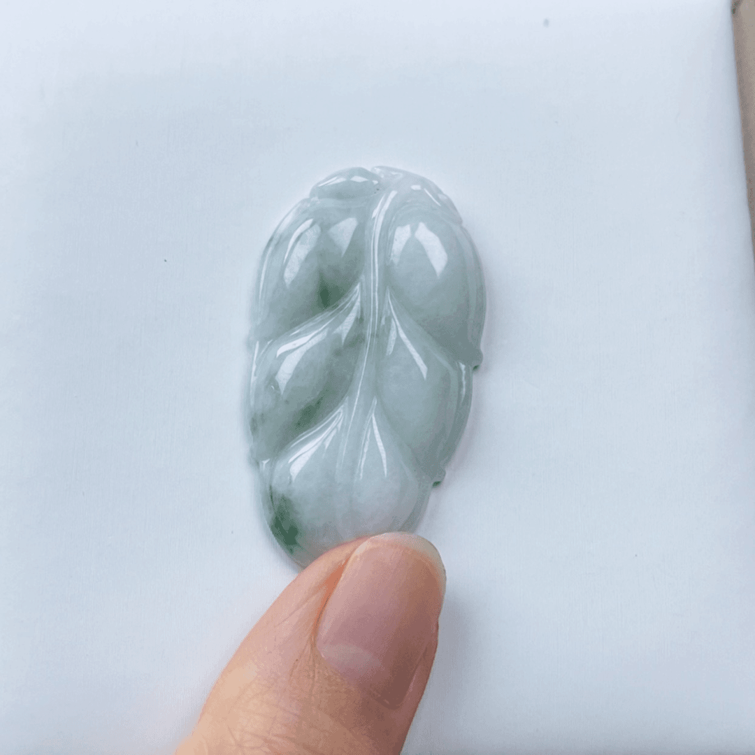 【闪购商品】翡翠颈饰未镶嵌叶子