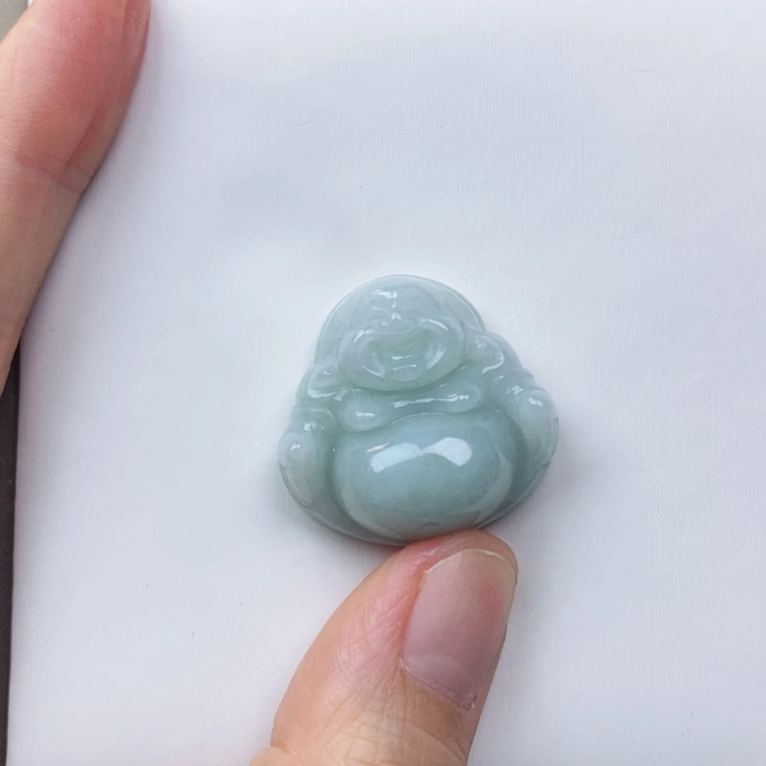 翡翠颈饰未镶嵌佛公