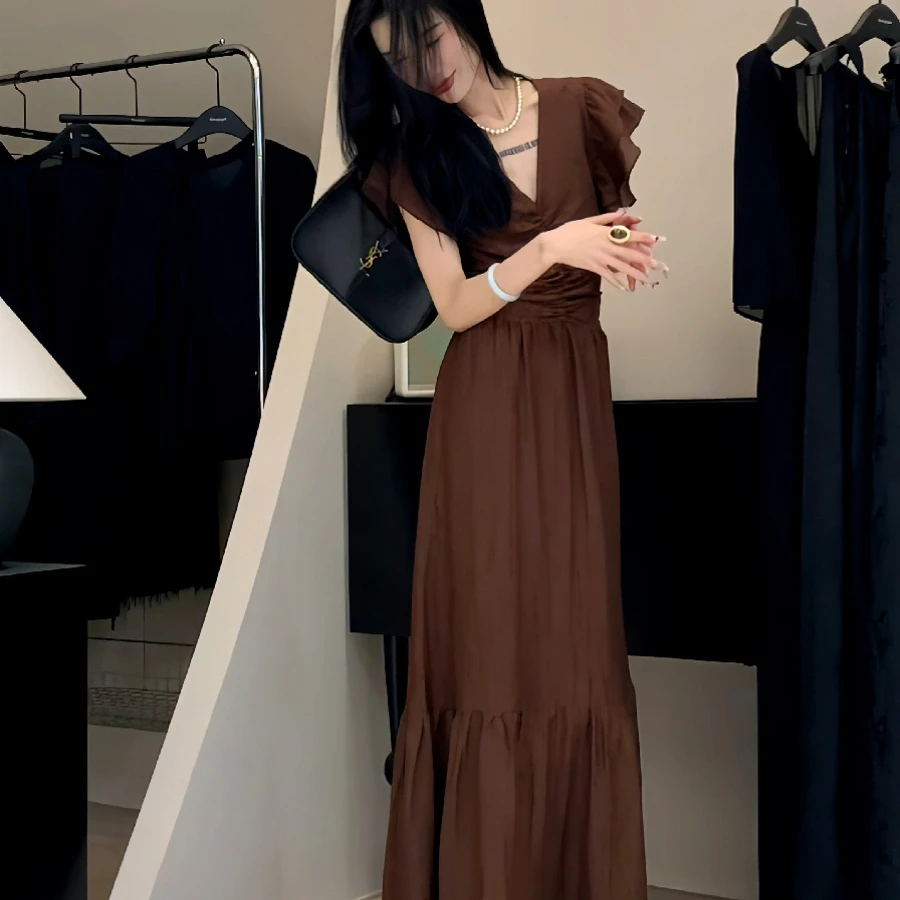 法式设计感V领交叉连衣裙女夏季简约小众温柔气质收腰显瘦a字长裙