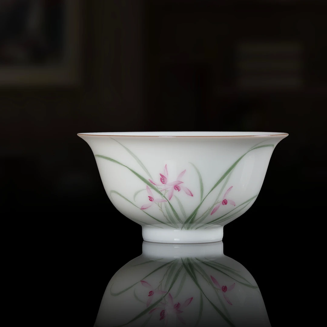 福利款，瓷笑堂釉上新彩高档白瓷兰花品茗杯纯手工手绘陶瓷主人杯