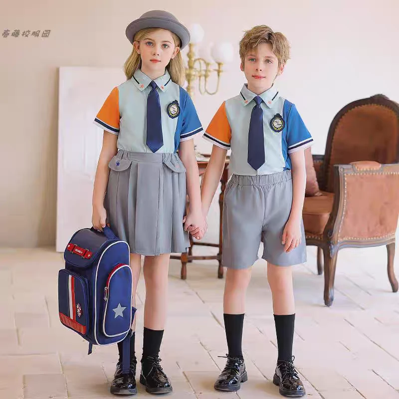 B068皮蛋青套装男女款（没有徽章，没有领结）身高➕10，偏胖➕20