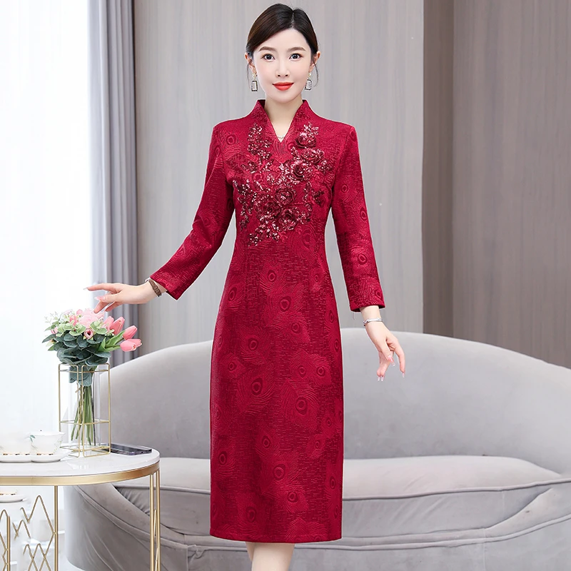 秋冬2024喜婆婆礼服气质喜庆婚红色礼服洋气婚宴妈妈装结婚连衣裙