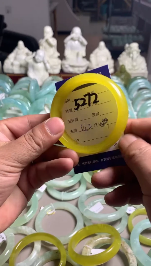 【闪购商品】蛇纹石玉手镯未镶嵌5272