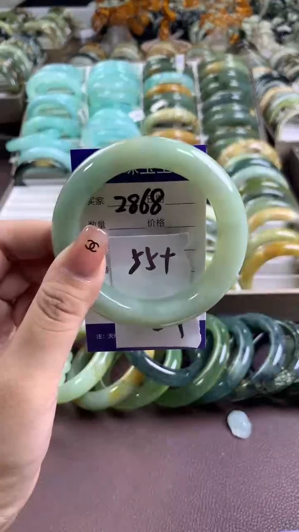【闪购商品】蛇纹石玉手镯未镶嵌2868