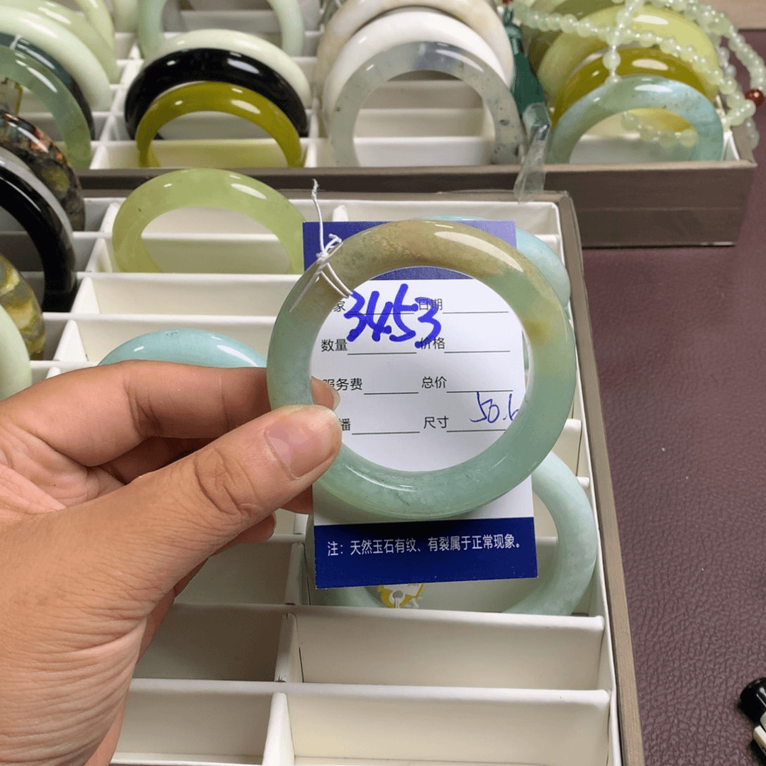蛇纹石玉手镯未镶嵌3453