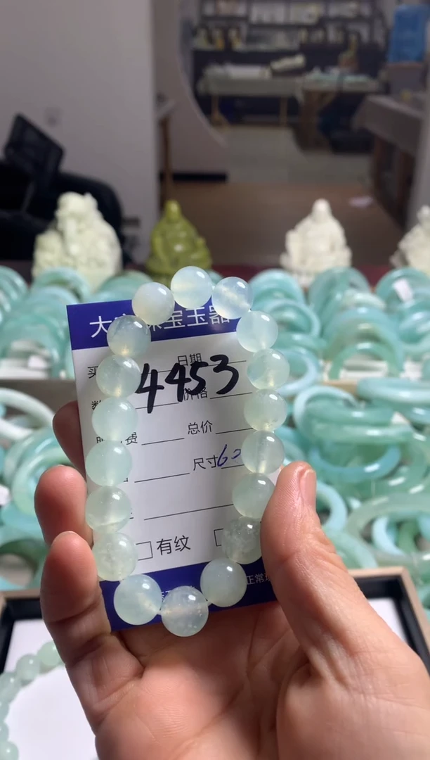 【闪购商品】蛇纹石玉颈饰未镶嵌4453