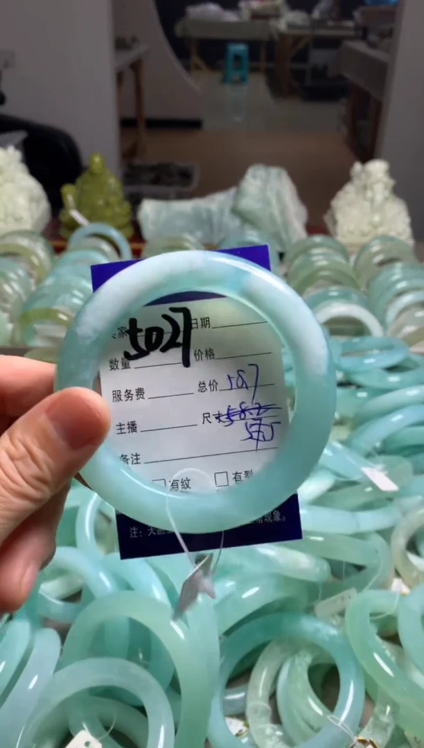 【闪购商品】蛇纹石玉手镯未镶嵌5027