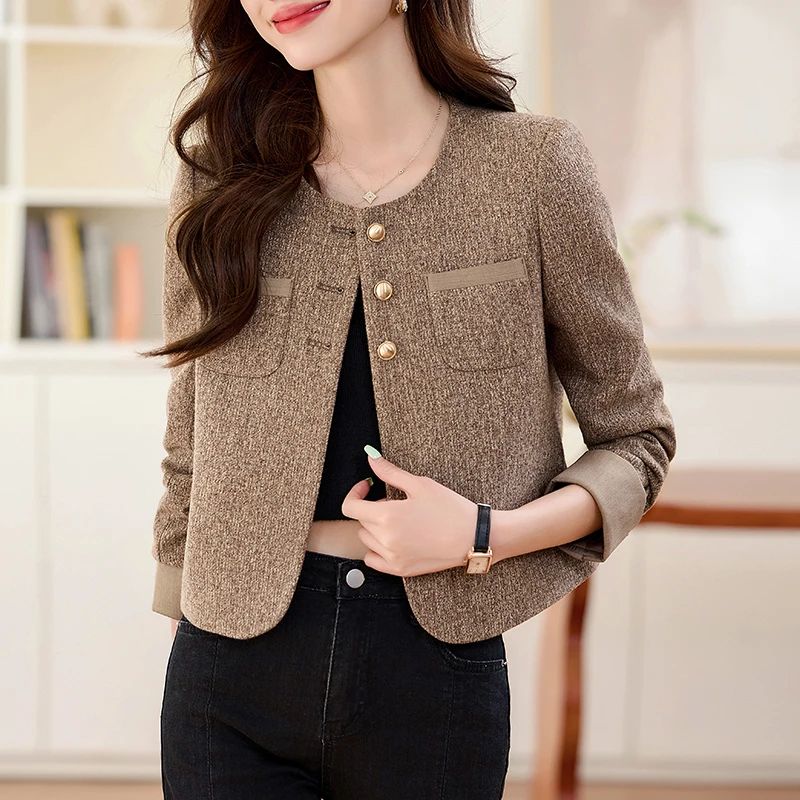 韩版洋气女士短款小香风外套女秋冬2024新款时尚修身减龄妈妈上衣