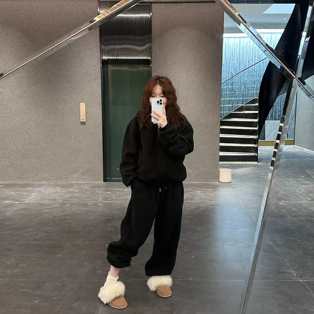 【BORAKOO】【现货】黑色拉链连帽毛绒外套