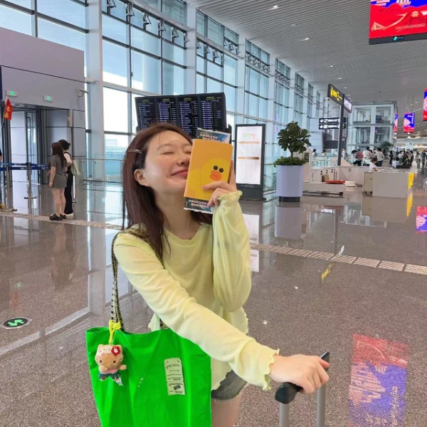 【BORAKOO[现货]】绿色木耳边~圆领超薄防晒T打底衫