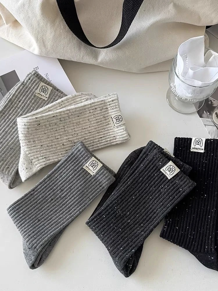 袜口布标小狗袜子女中筒袜ins潮春秋季日系运动点子纱黑色堆堆袜