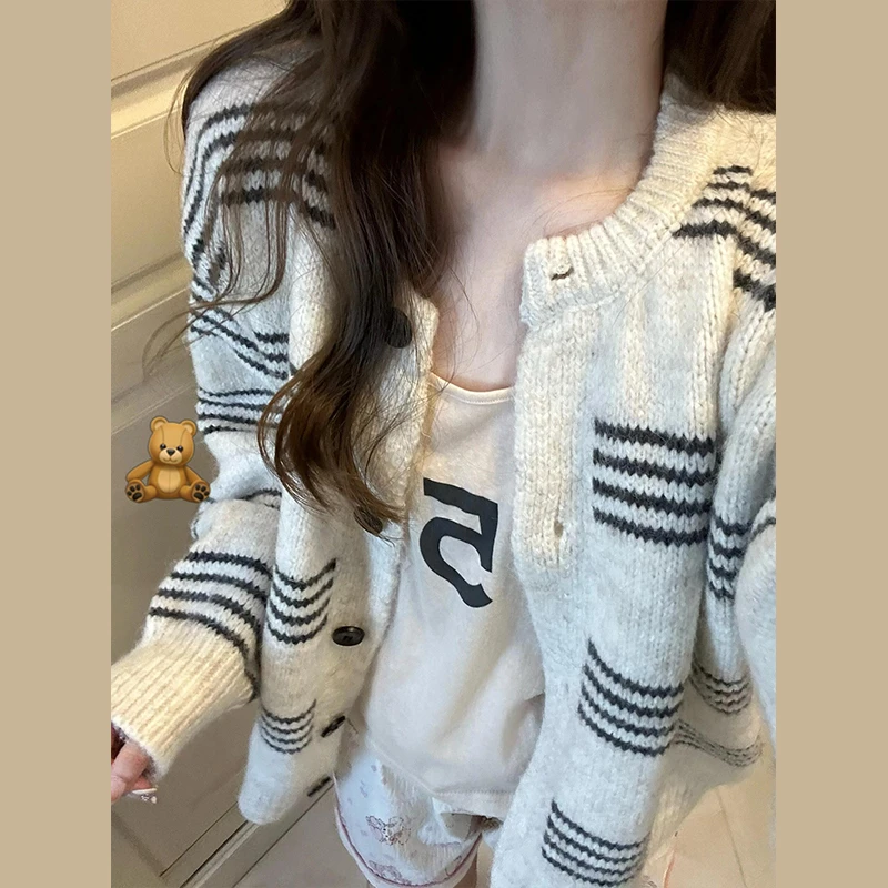 法式慵懒风条纹毛衣外套女秋冬季2025年宽松针织开衫外穿上衣5586