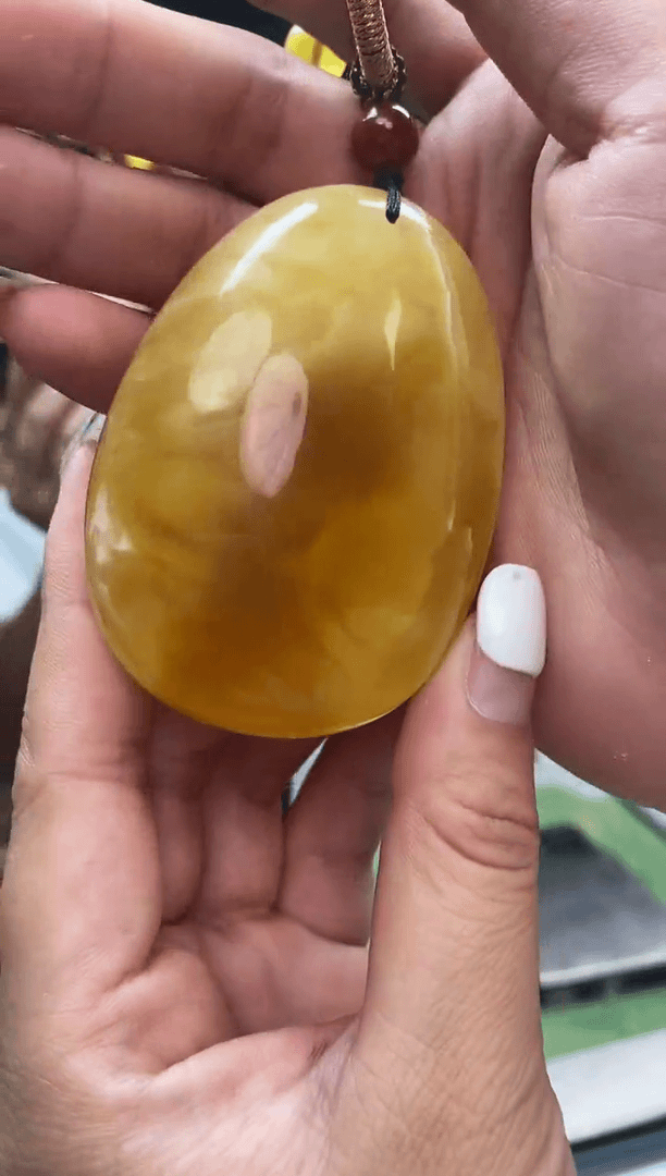 【闪购商品】琥珀裸石未镶嵌蜜蜡吊坠