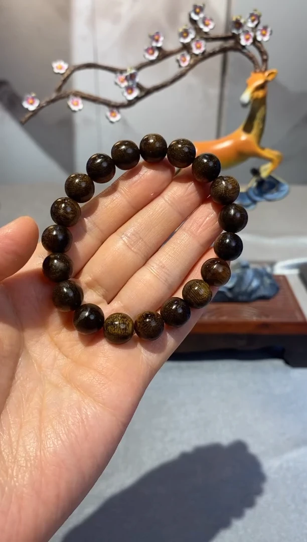 【闪购商品】沉香手串白棋沉水单圈Q10350288