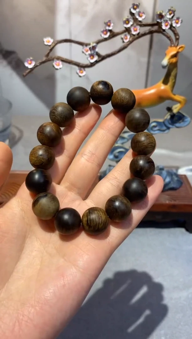 【闪购商品】沉香手串白棋沉水单圈Q14420211