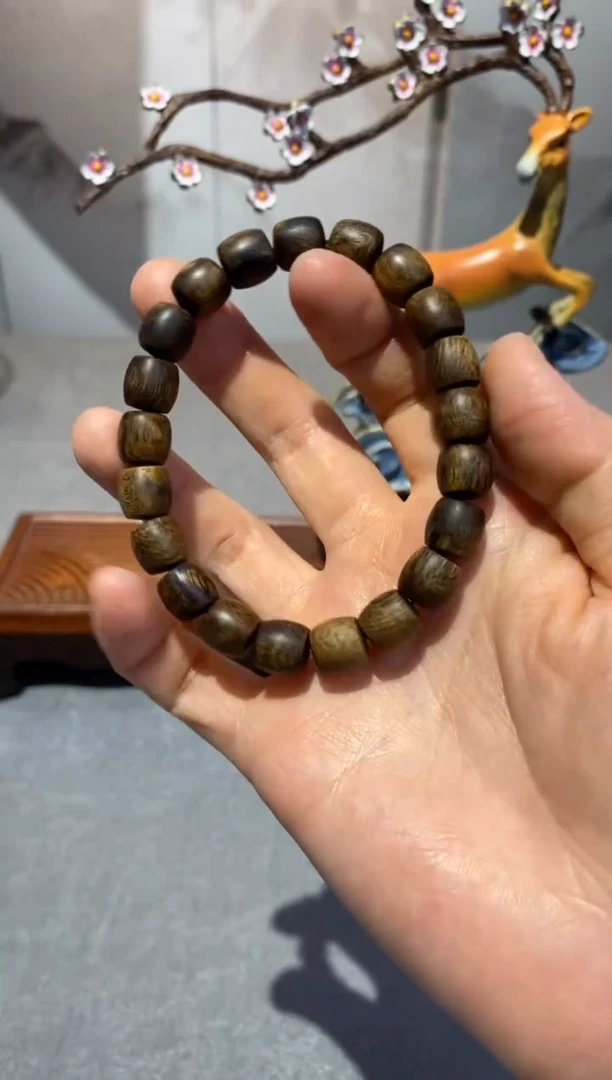 【闪购商品】沉香手串白棋沉水单圈B0923098