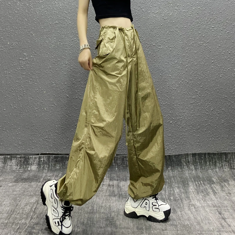 轻薄透气帅气街头运动休闲裤女夏新款高腰宽松显瘦百搭束脚工装裤