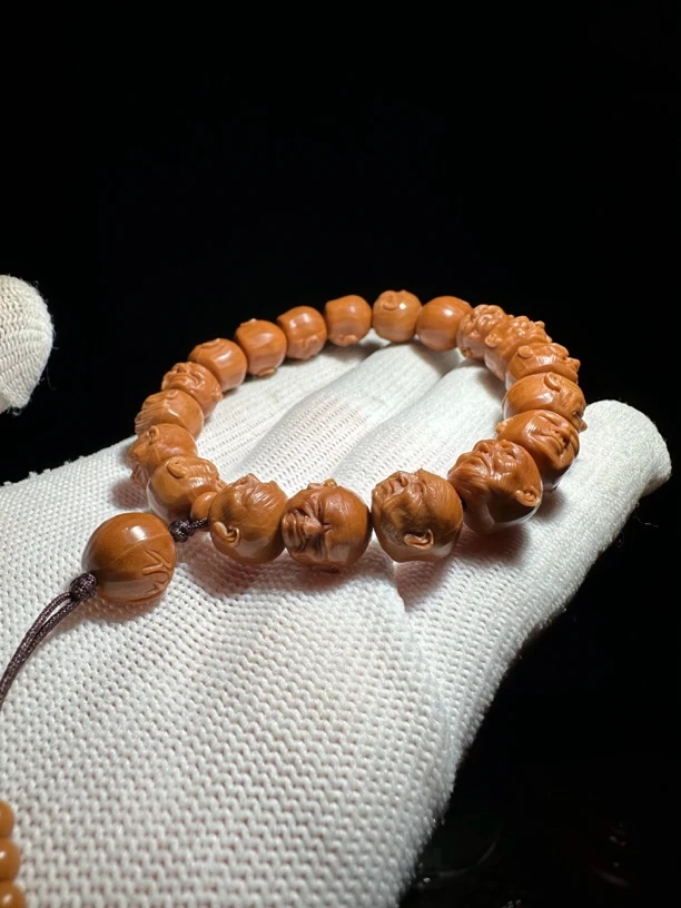 猴头核桃雕刻战龙十八罗汉手串