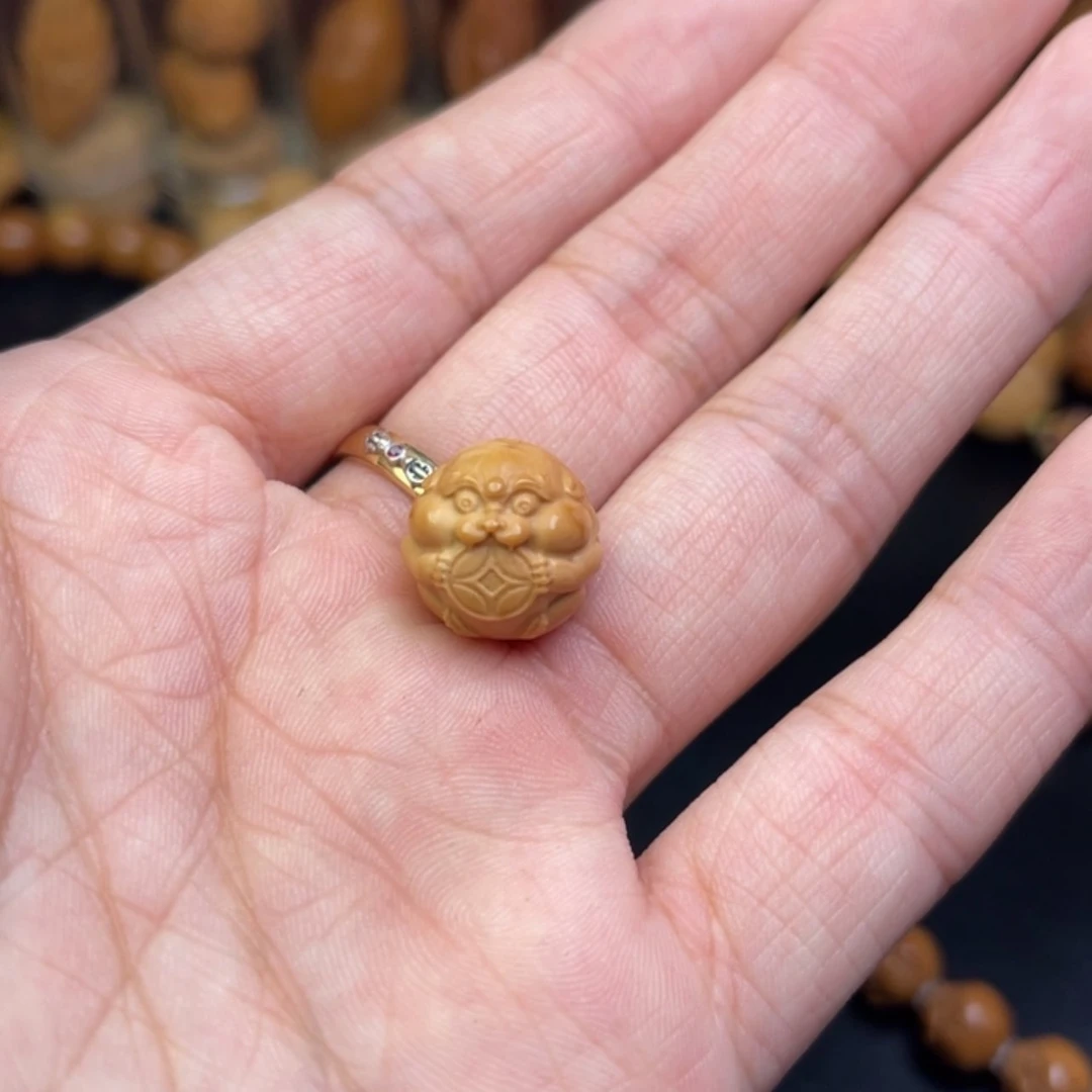 【闪购商品】猴头核桃吊坠吞金兽