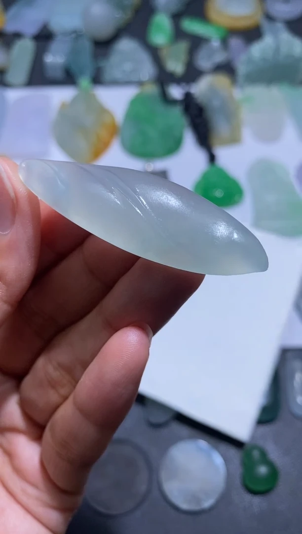 【闪购商品】定制翡翠未镶嵌47毛货