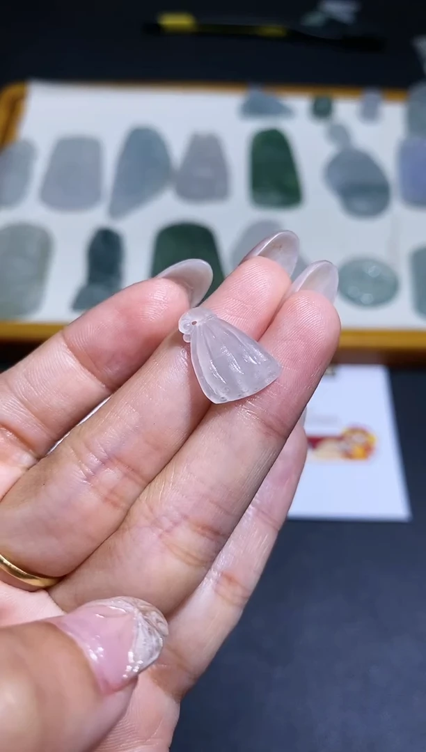 【闪购商品】定制翡翠未镶嵌翡翠