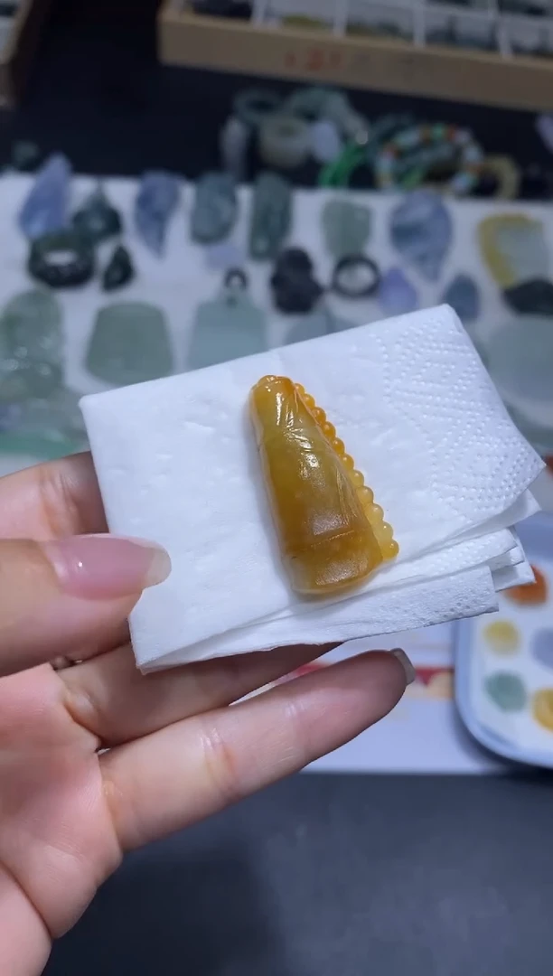 【闪购商品】定制翡翠未镶嵌翡翠