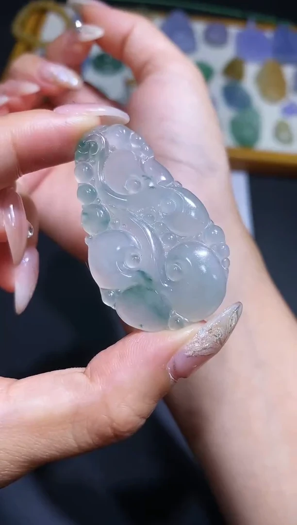 【闪购商品】定制翡翠未镶嵌翡翠