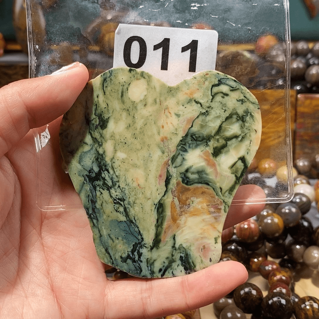 硅化玉天然北票硅化玉摆件未镶嵌天然北票硅化玉摆件