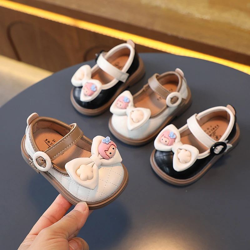 0-3春秋新款女孩宝宝学步鞋软底百搭公主鞋时尚防滑婴儿童鞋休闲