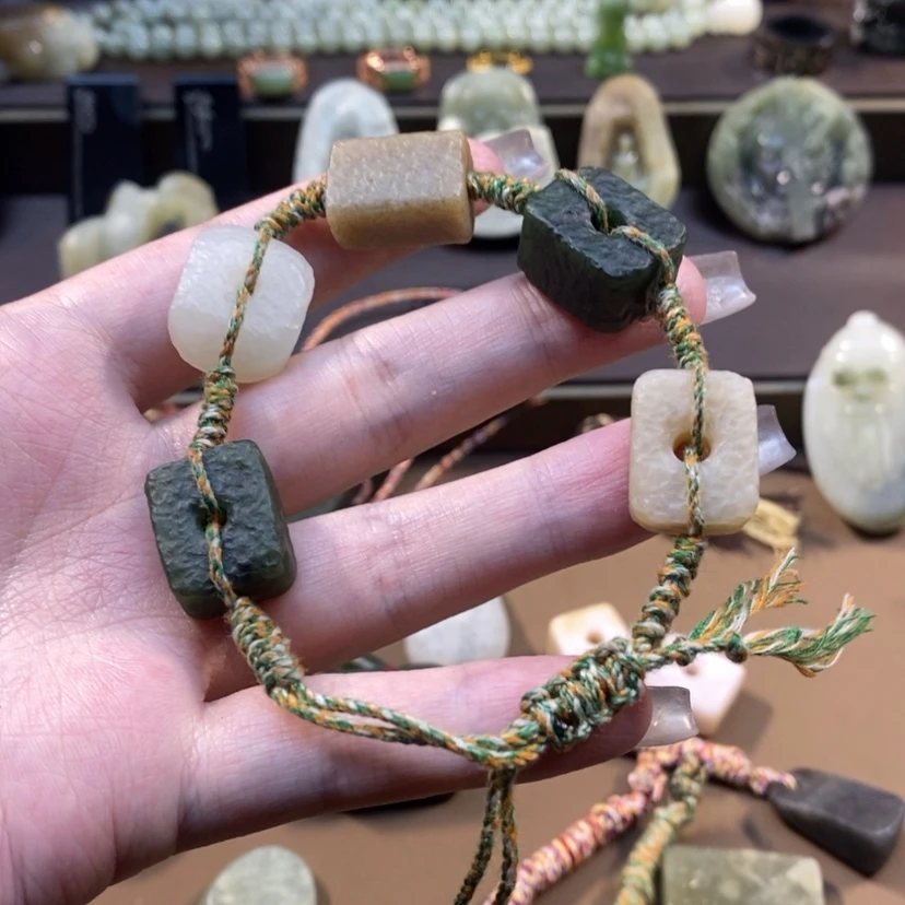 【闪购商品】和田玉颈饰未镶嵌梁*