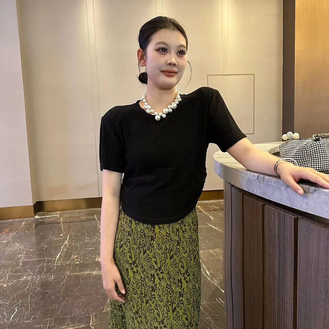 复古高级感冰凉正肩短袖T恤女2024夏季新款纯色气质圆领短款上衣