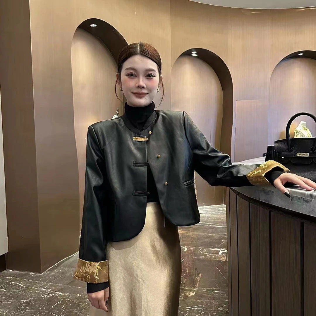 【摩登】2023秋季新款百搭国风拼接短款皮外套气质网红小众设计师