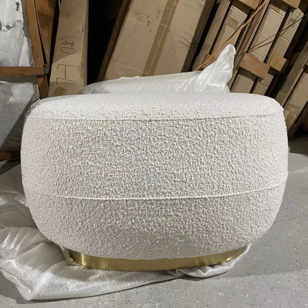 白色羊羔绒单人小凳子65*45*40