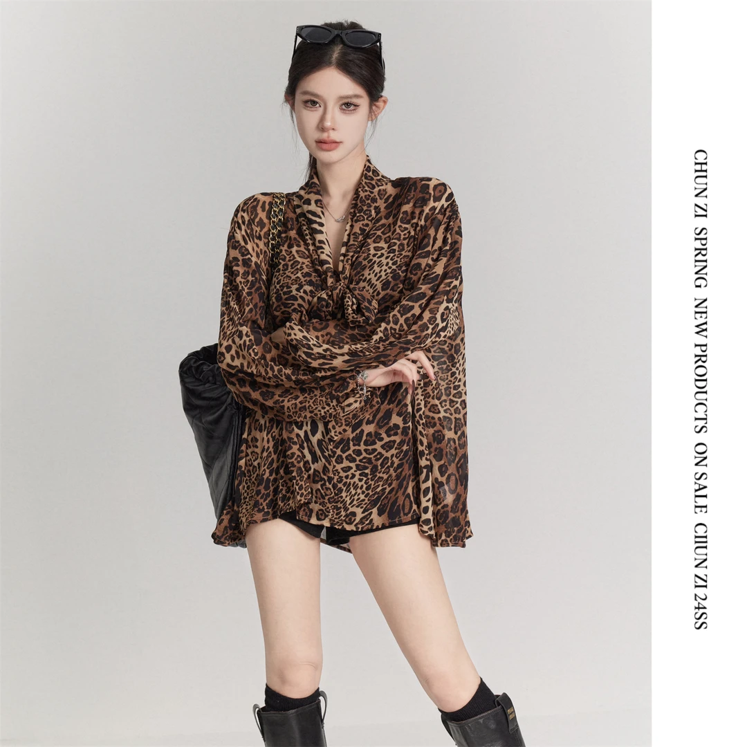 【CHUN ZI】【豹纹lady～】高智姐感复古气质宽松长袖v领衬衫