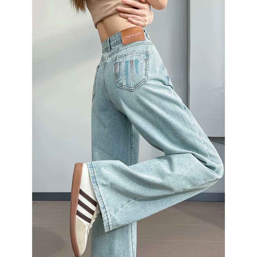 浅蓝色窄版阔腿牛仔裤女士2024年秋季新款高腰刺绣窄版直筒裤子